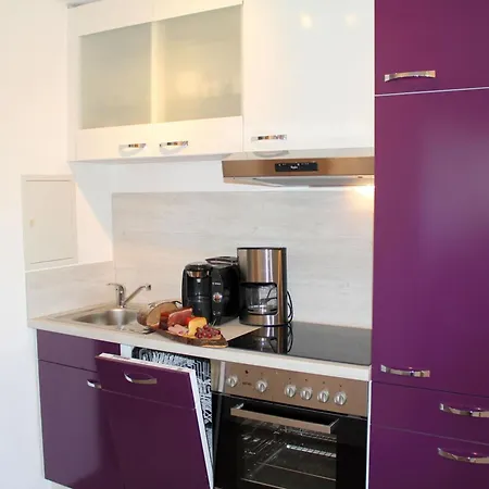 Apartamento In Mit Schoenem Balkon Schalkenmehren